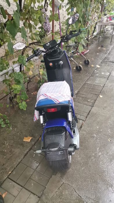Scuter Electric S701 2000W - 1000 km - Stare buna