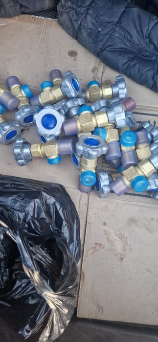 Продам вентеля кислородные бамз  вк 94-01