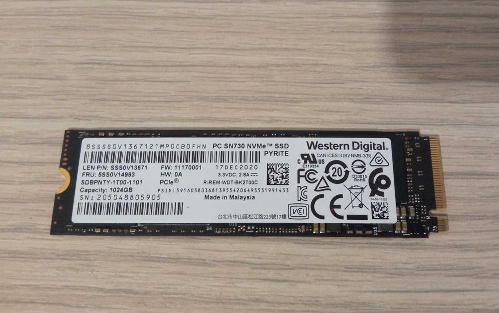 SSD WD 1000GB 1TERRA 1TB WESTERN DIGITAL nvme pci express 1024GB PCIe M2 2280 pentru desktop sau laptop PCSN730 NVMe SSD