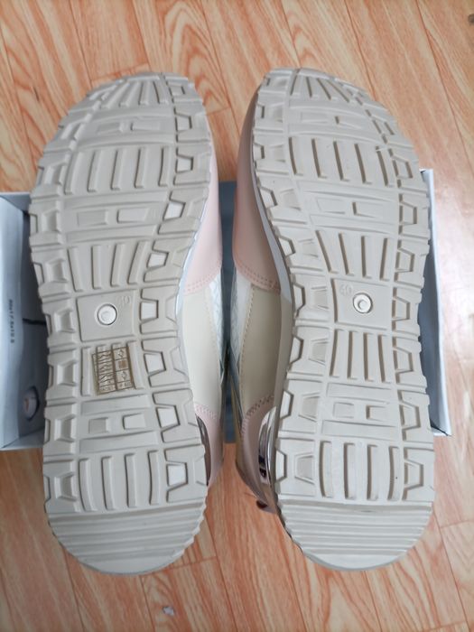 Дамски маратонки - номер 40 - Чисто нови