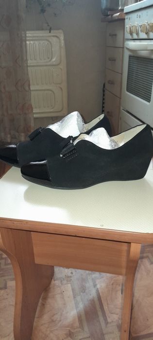 Продам женские туфли,новые.