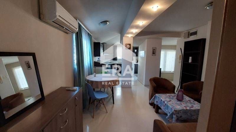 Продава се Двустаен апартамент в Варна, Лятно кино Тракия - 66 кв.м за 1082 €/кв.м - Снимка #3