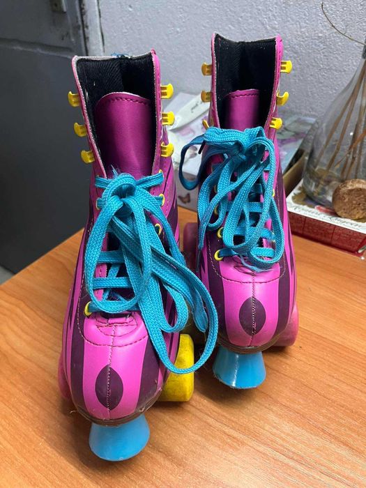 Ролкови кънки за момиче