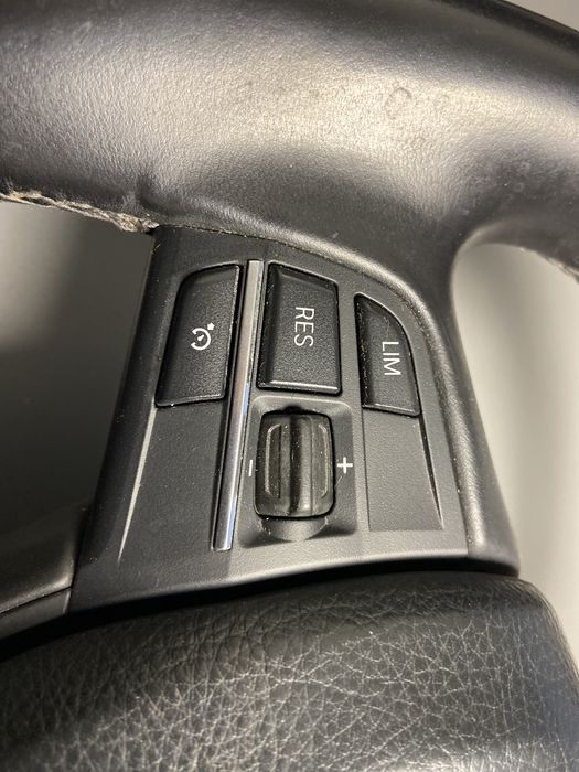 Volan M piele originala Bmw F10 F11 fara uzura 2010-2014