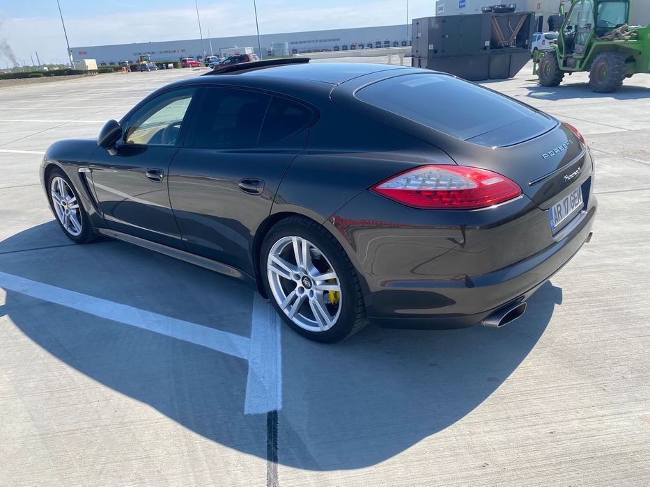 Porsche Panamera 3.6i An 2011 Pret  16500 Euro