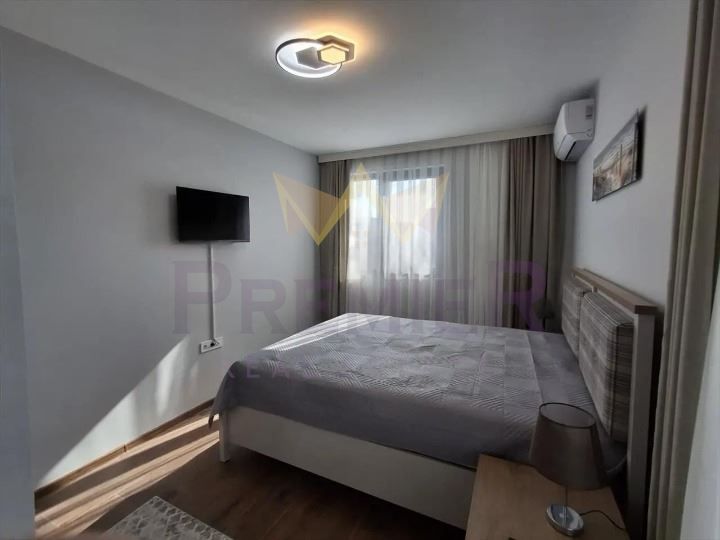 Дава се под наем Двустаен апартамент в Варна, Бриз - 68 кв.м за 867 € - Снимка #4