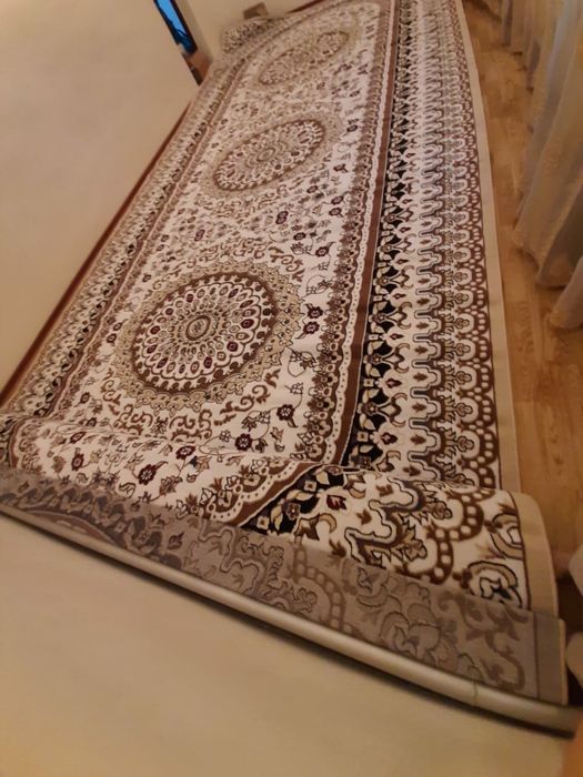 Ковер 3,50*8,00. Кілем 80000 тг