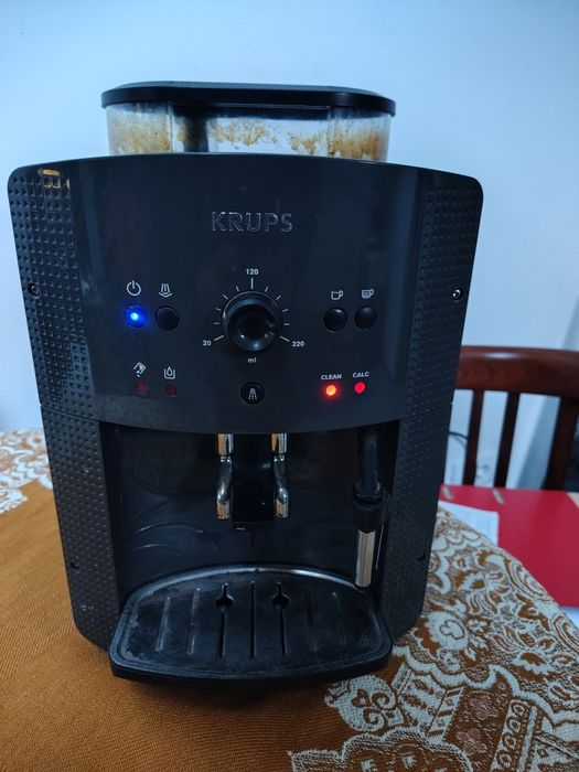 Esspresor automat Krups cu boabe