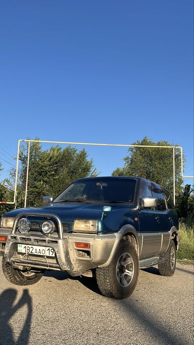 Ниссан мистрал срочно продам