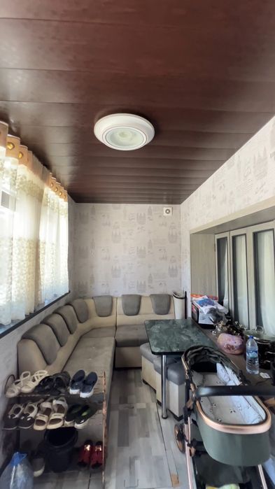 3 хонали дом сотилади янгибозор сентрида