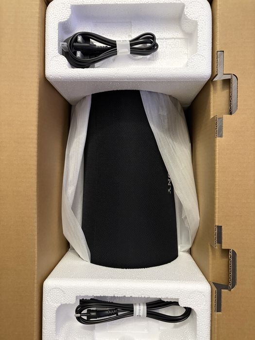 Boxă portabilă Sony ULT FIELD 7 – NOUĂ