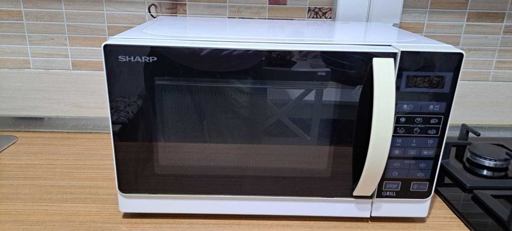 Cuptor cu microunde Sharp