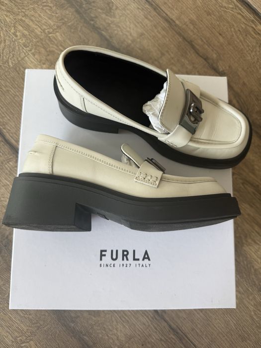 Естествена кожа Лоуфъри Furla