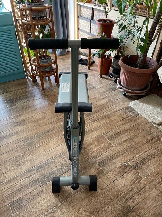 Aparat de fitness Leg Magic