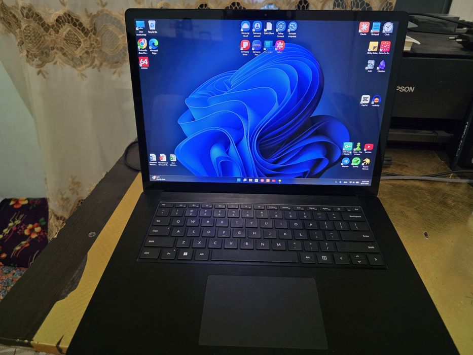 Windows Surface 4