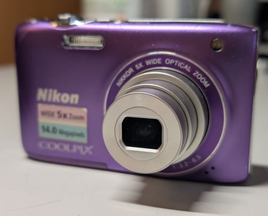 Apart Foto Nikon Coolpix S3100 mov