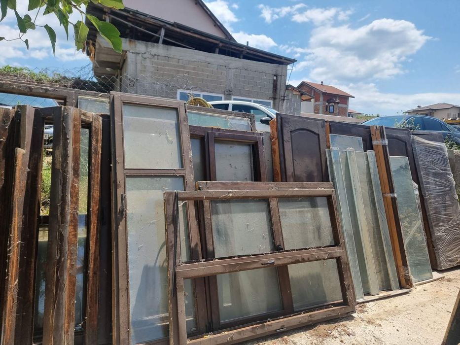 Дървена дограма + дървени интериорни врати