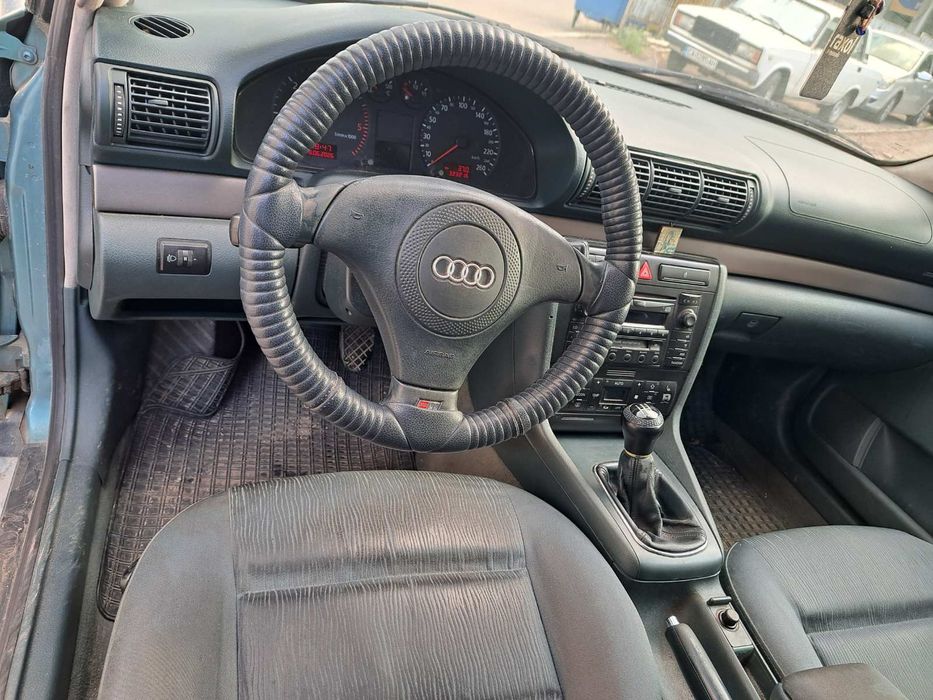 Продавам Ауди А4 В5 1.9 TDI