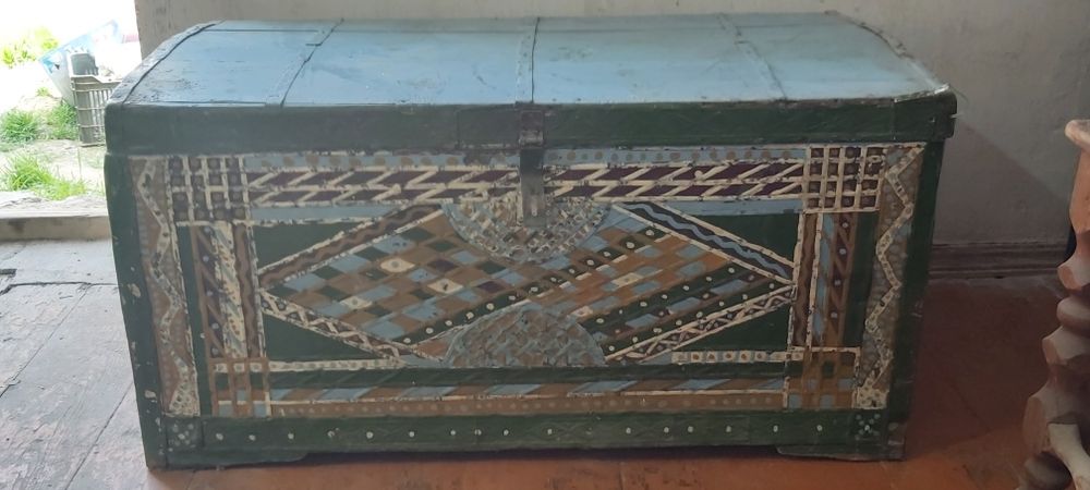 Сундук из древесины