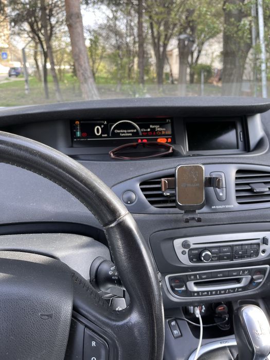 Renault Scenic 2013  1.5DCI 110CP automat