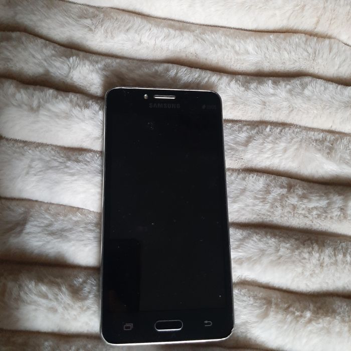 Продам телефоны б/у