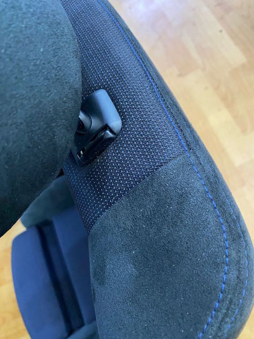 На бмв е46 салон (сидения, дверные карты)