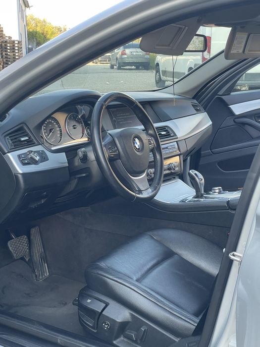 BMW Seria 5 F10 520d