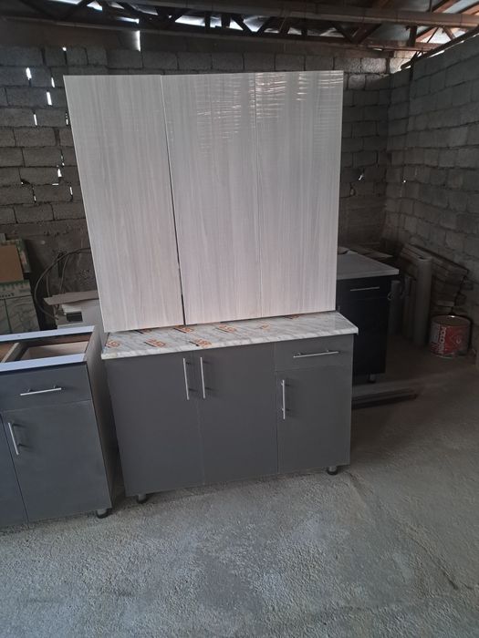 Мебель Кухонный гарнитур, отдельно кухонные столы