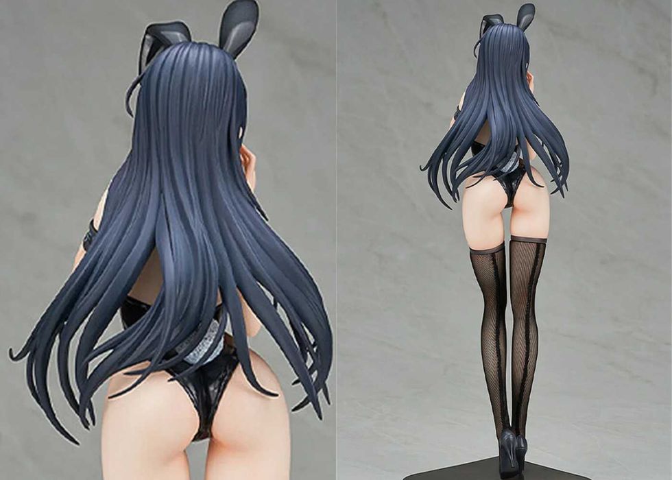 Фигурка девочка зайка