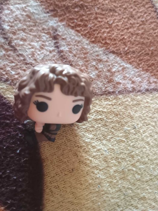 Stranger Things  Kinder Joy