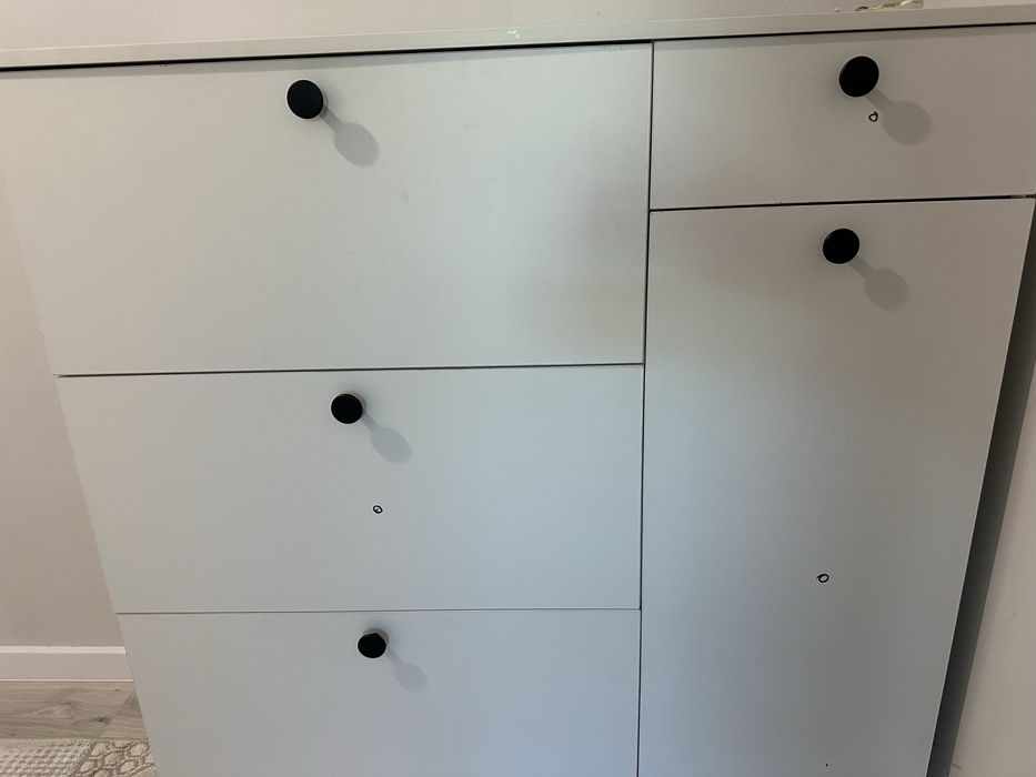 Продам шкаф в прихожую