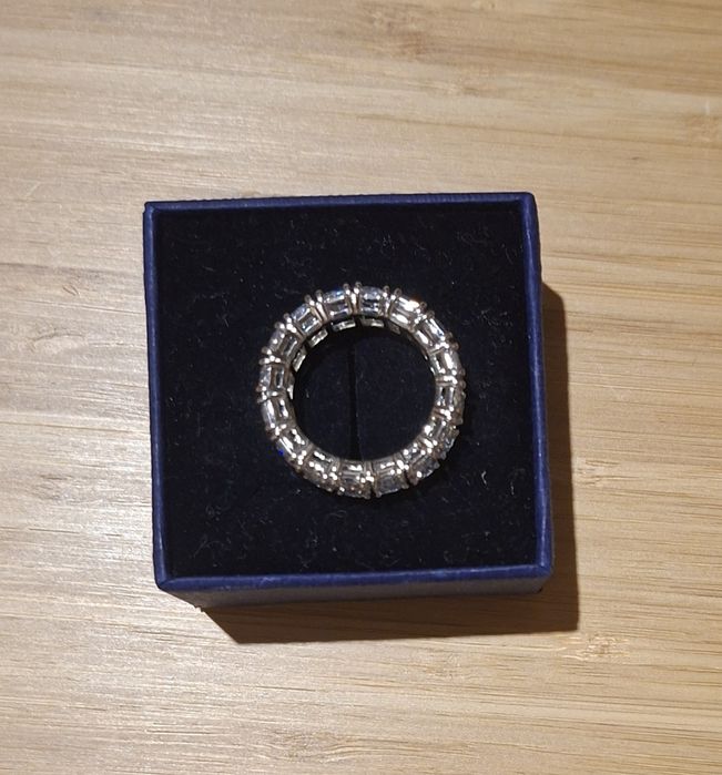 Дамски пръстен Сваровски