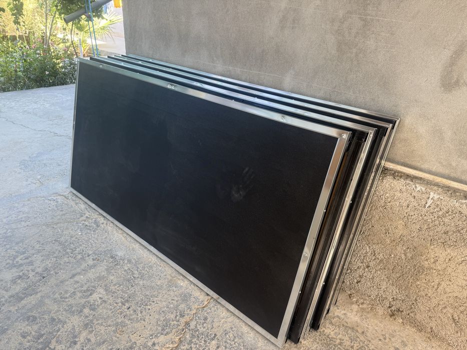 podyum saxna 1- qul sotiladi