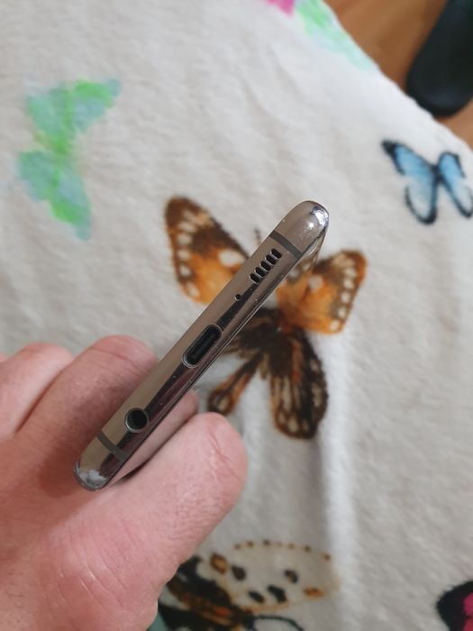 Samsung s10 + plus crapat  , fisurat...