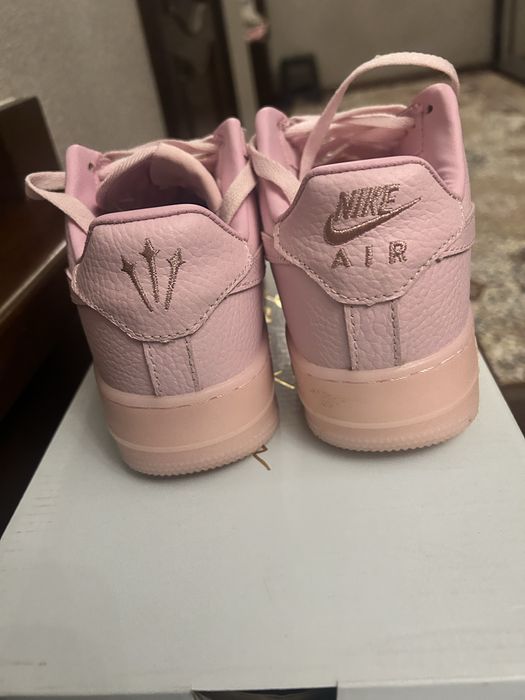 кроссовки nike nocta pink