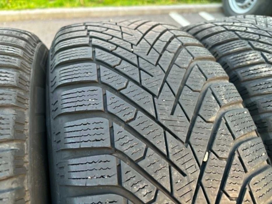 Roti Jante aliaj V-Spoke 5x108 Black Cauciucuri All-Season Iarna M+S 235 55 R18 Volvo XC40 XC60