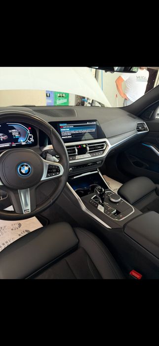 BMW Seria 3 2022 — imagine 2