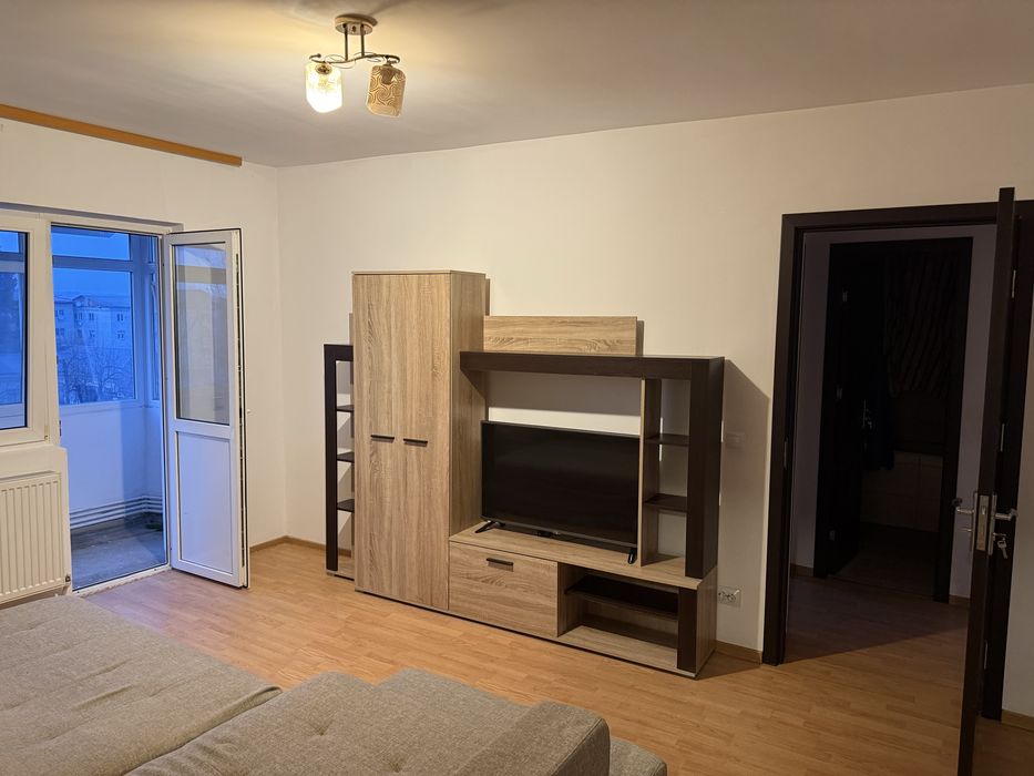Vand apartament 2 camere