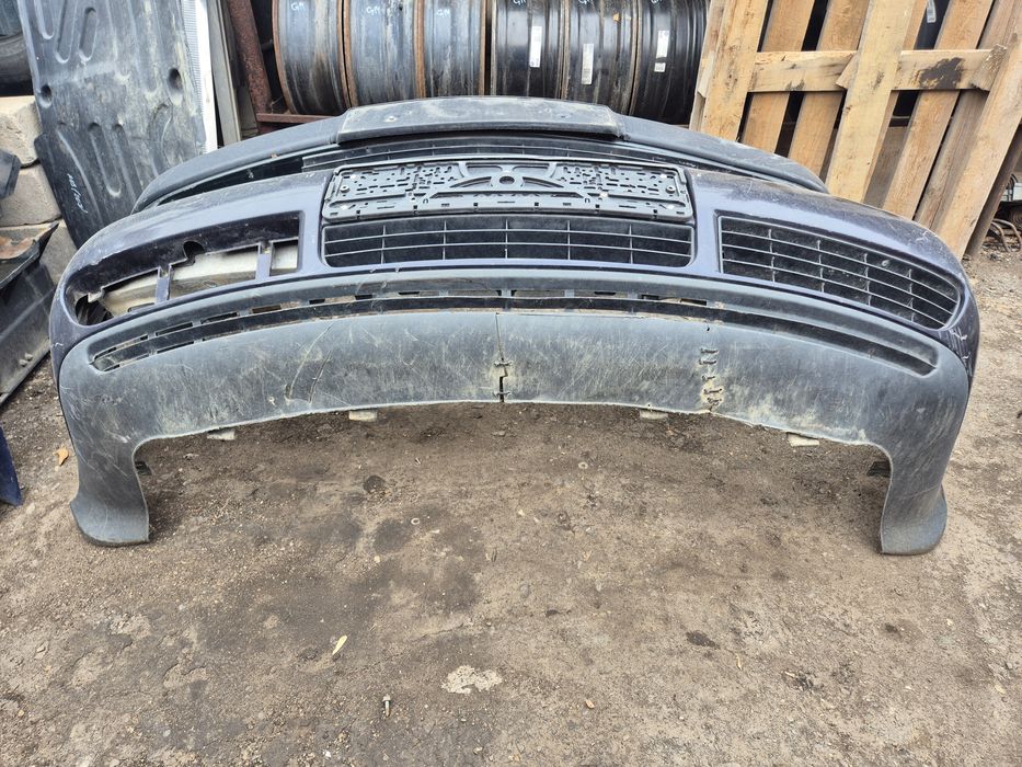 Бампер передний Ауди 100 с4 а6 с4