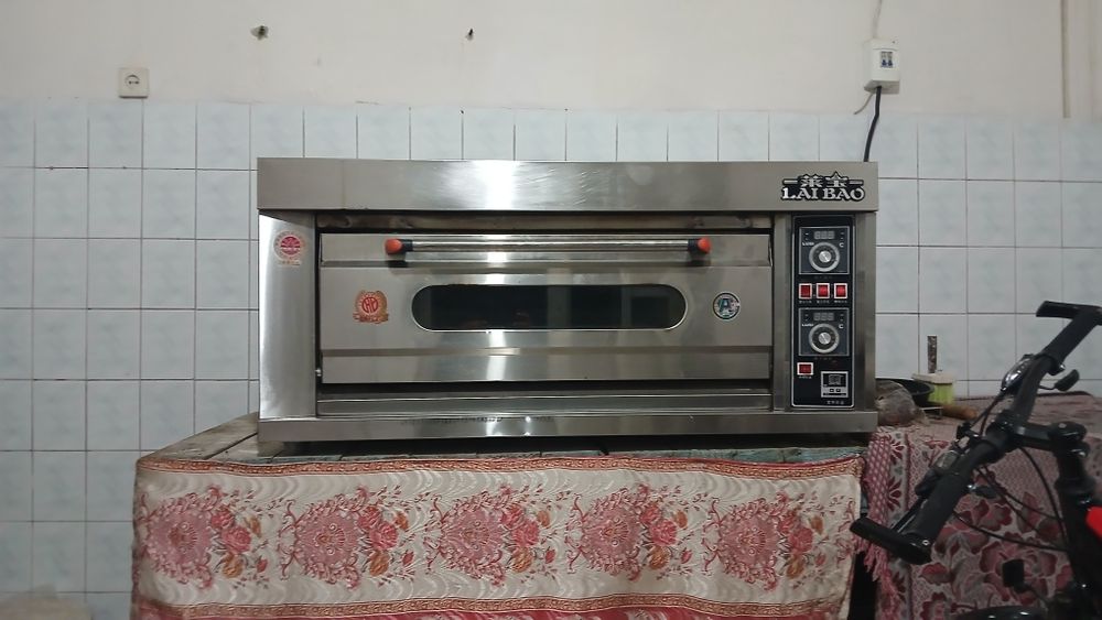 Электронной духовка