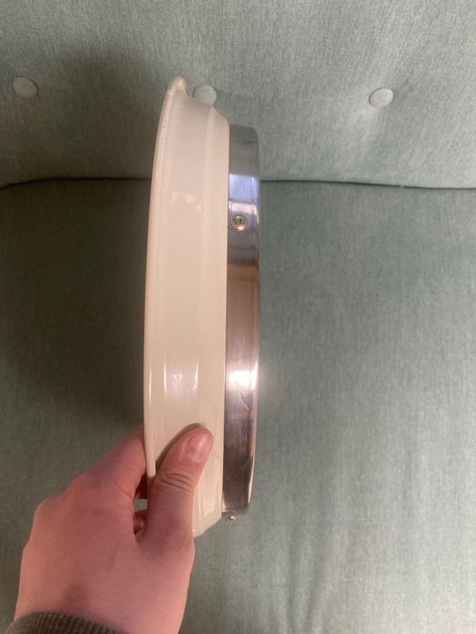 Ceas IKEA cu litere romane