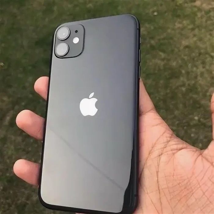 iPhone 11 с гарантией