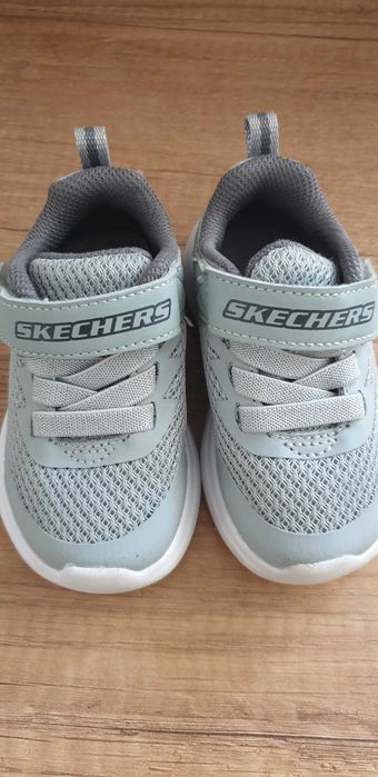 Skechers baieti mărimea 21/ 4uk