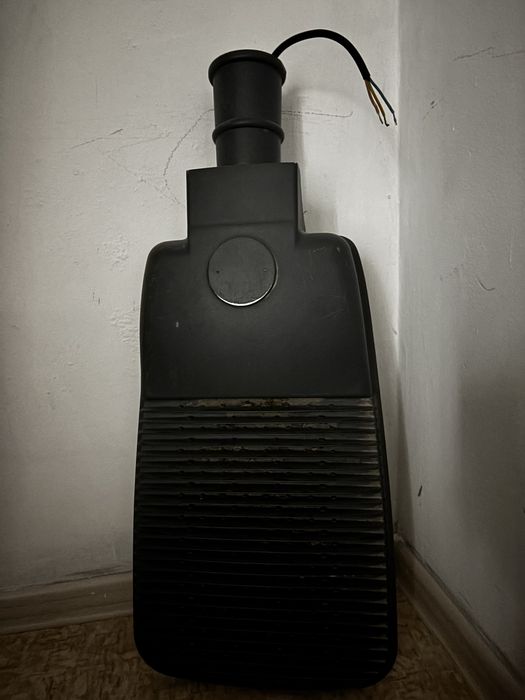 продается мощный прожектор