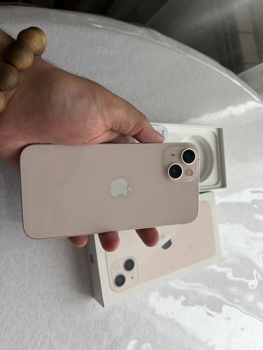 Продам б/у iphone 13 на 128 гигабайт