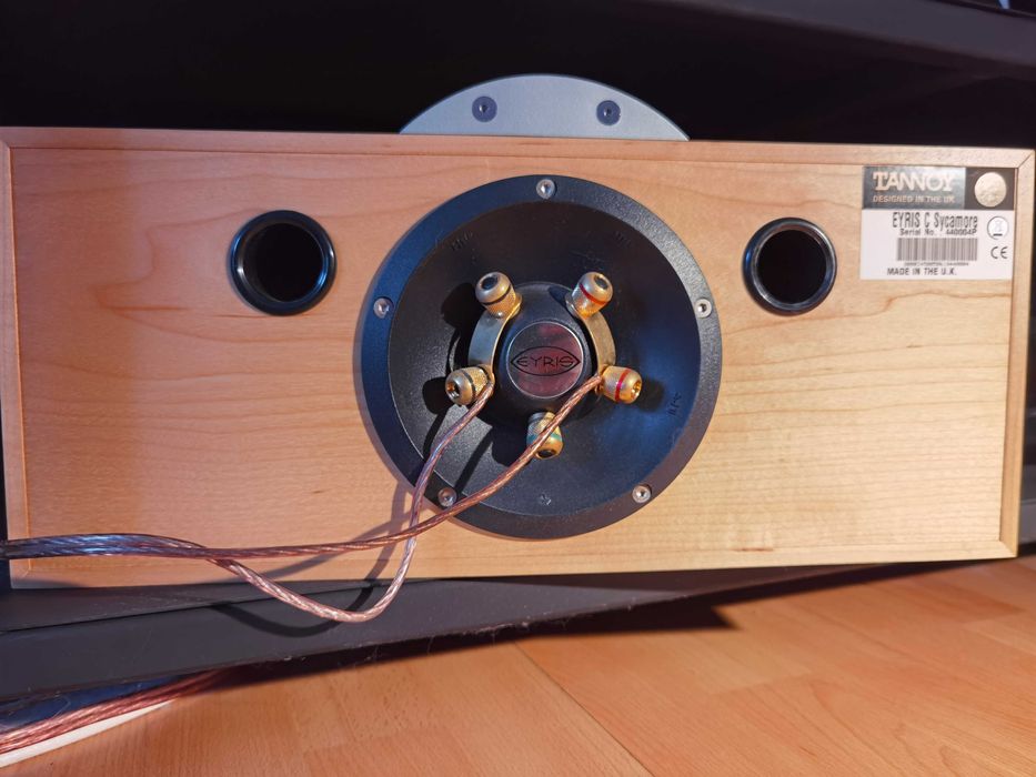 Boxa centru Hi-Fi Tannoy Eyris C Sycamore impecabila