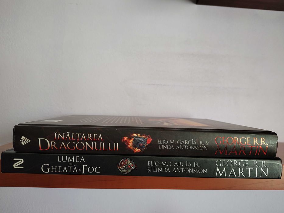 George R R Martin – seria Lumea de gheata si foc (9 titluri hardcover)