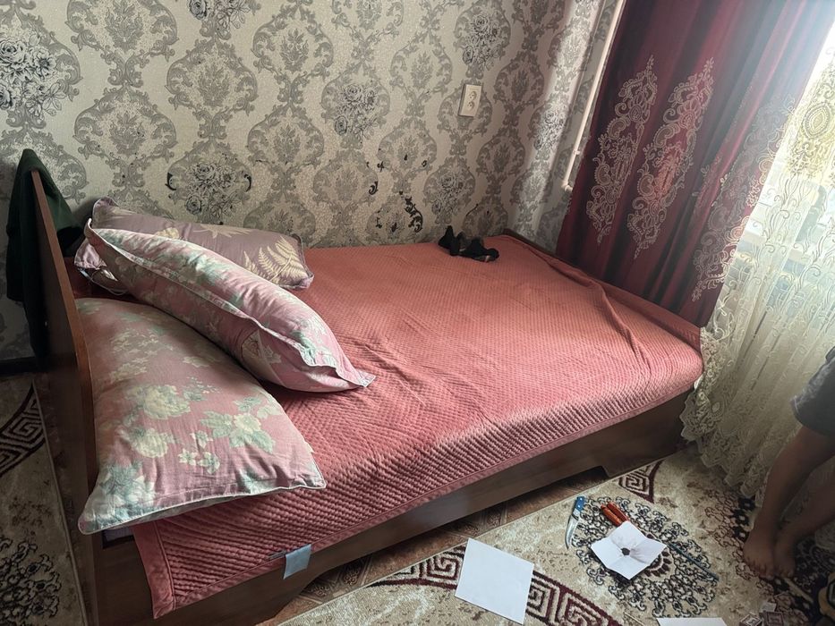 Продаётся кровать в хорошем состояний всего 30000 тенге