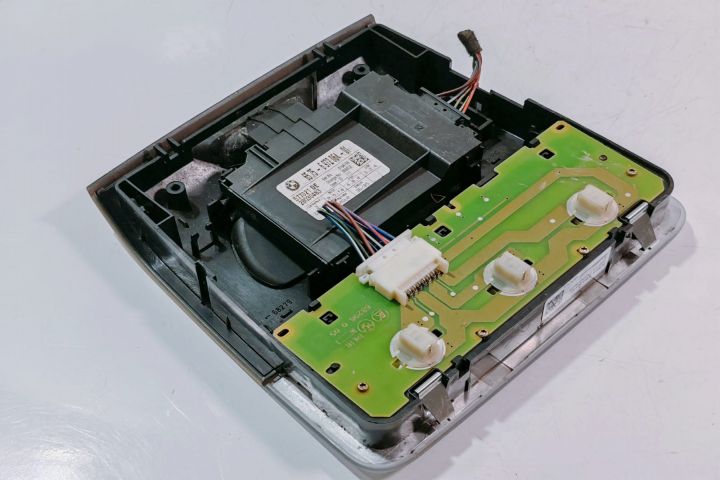 Plafoniera  694520107 BMW Seria 3 E90/E91/E92/E93