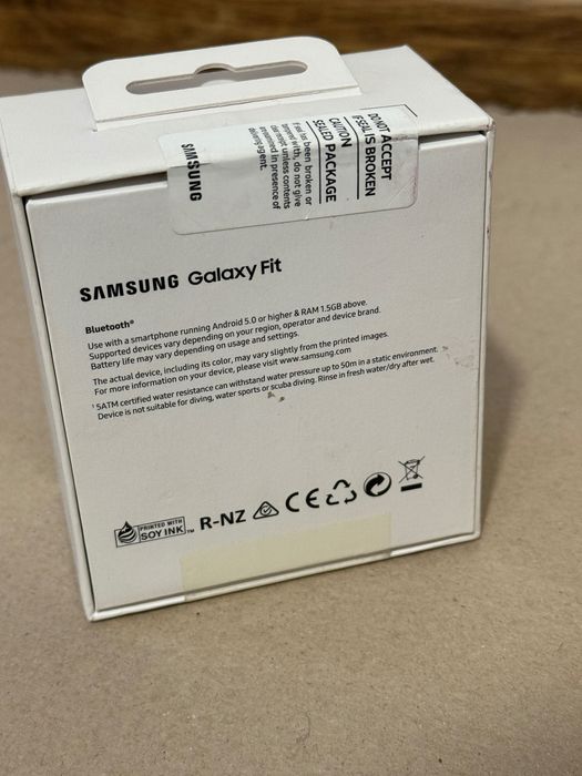 Фитнес гривна Samsung Galaxy Fit, Black